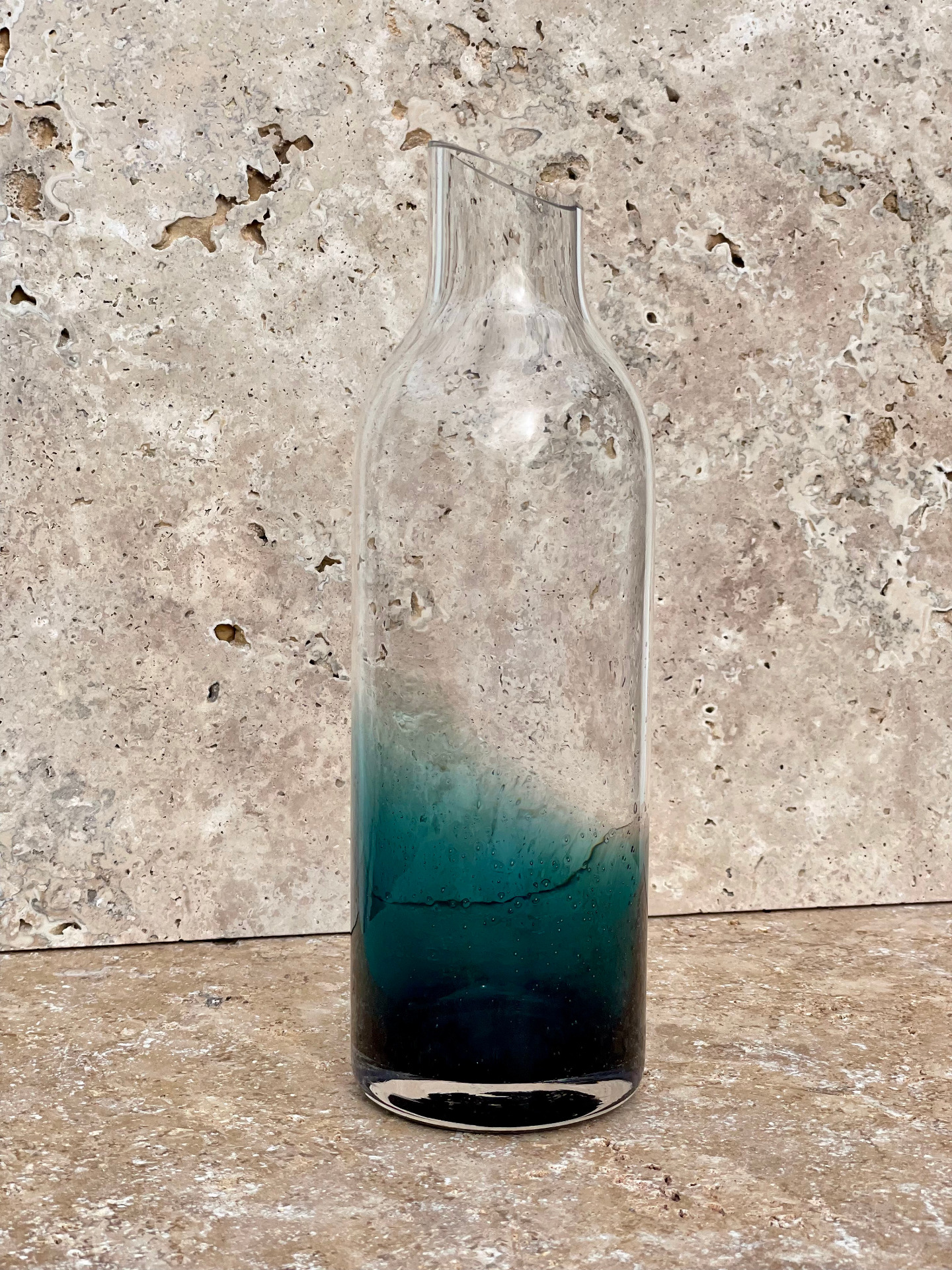 CARAFE BLEUE