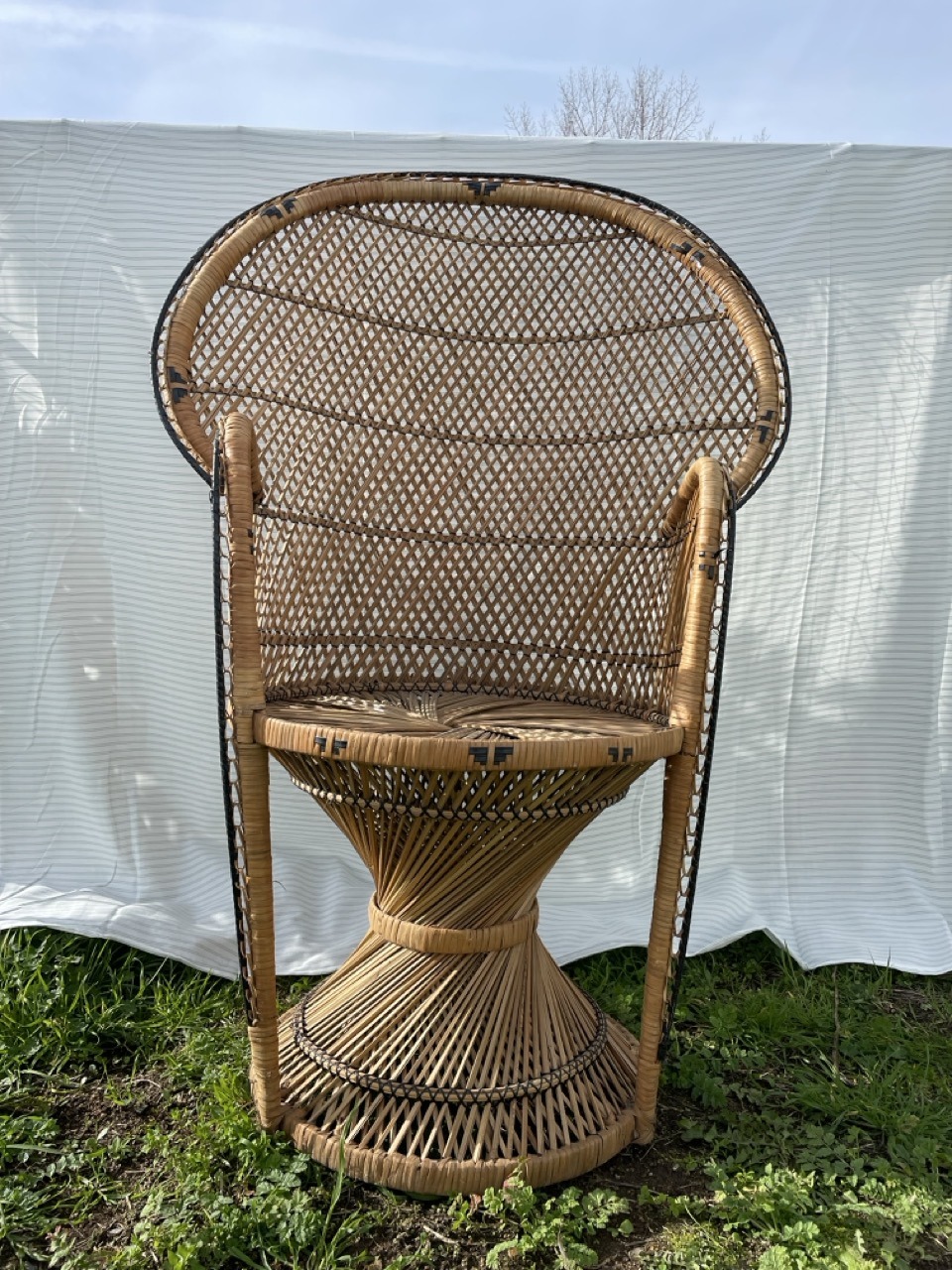FAUTEUIL EMMANUELLE