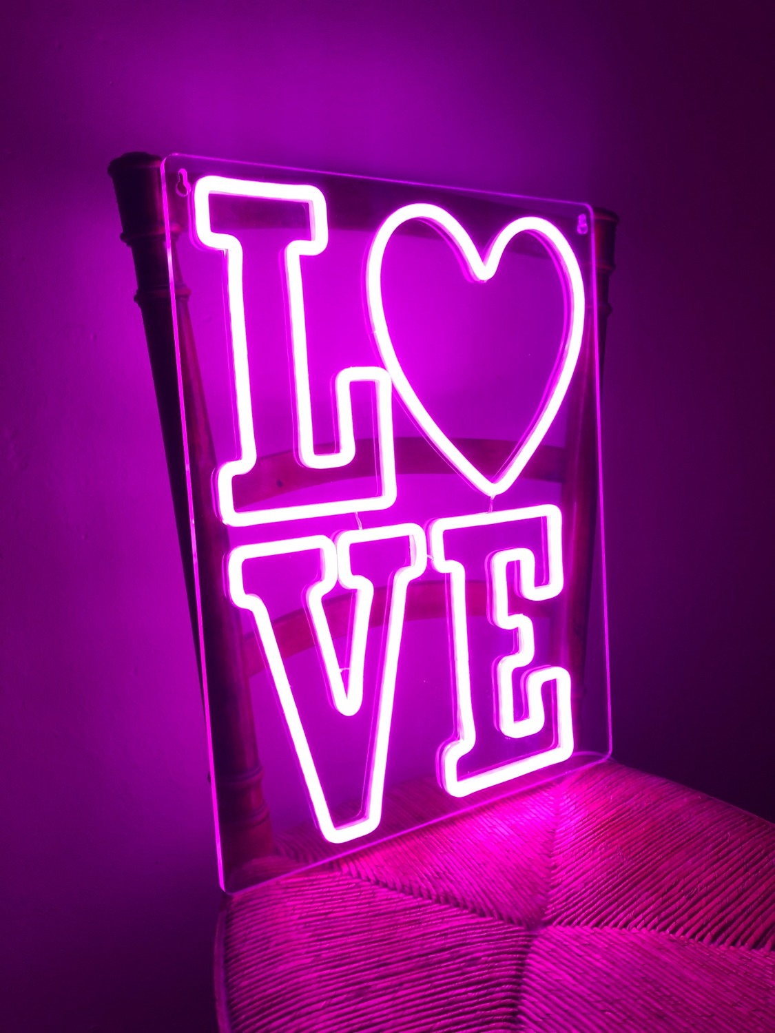 NÉON LOVE
